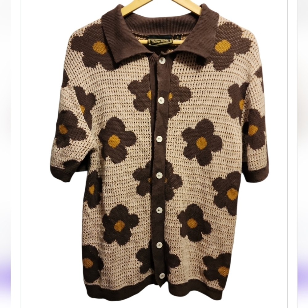 Massive Luxury Knit crochet Brown short sleeve shirt Retro Floral Small Unisex